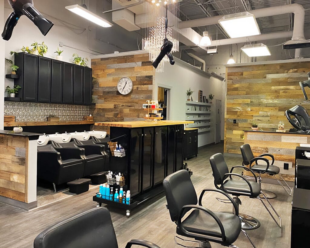 Hair Salon in Oviedo Blowout Station